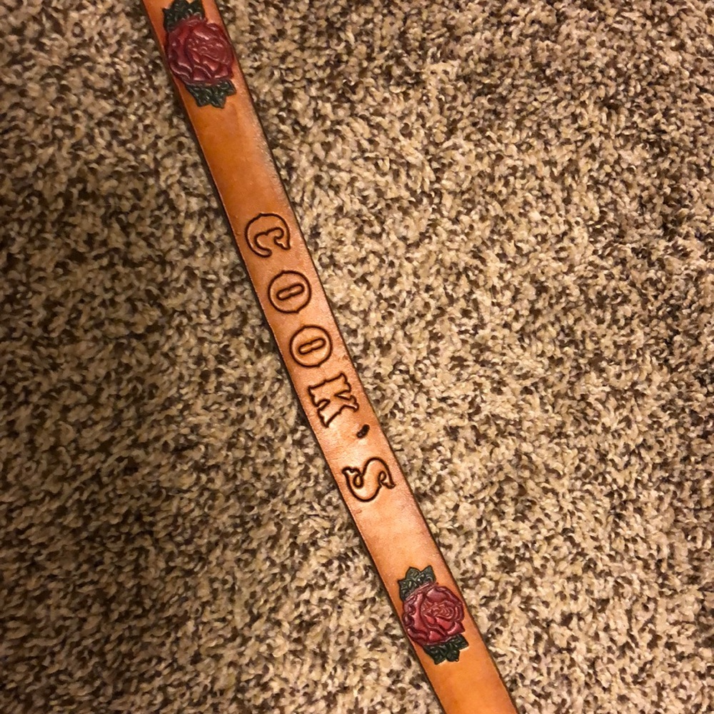 🌺Leather hand painted belt